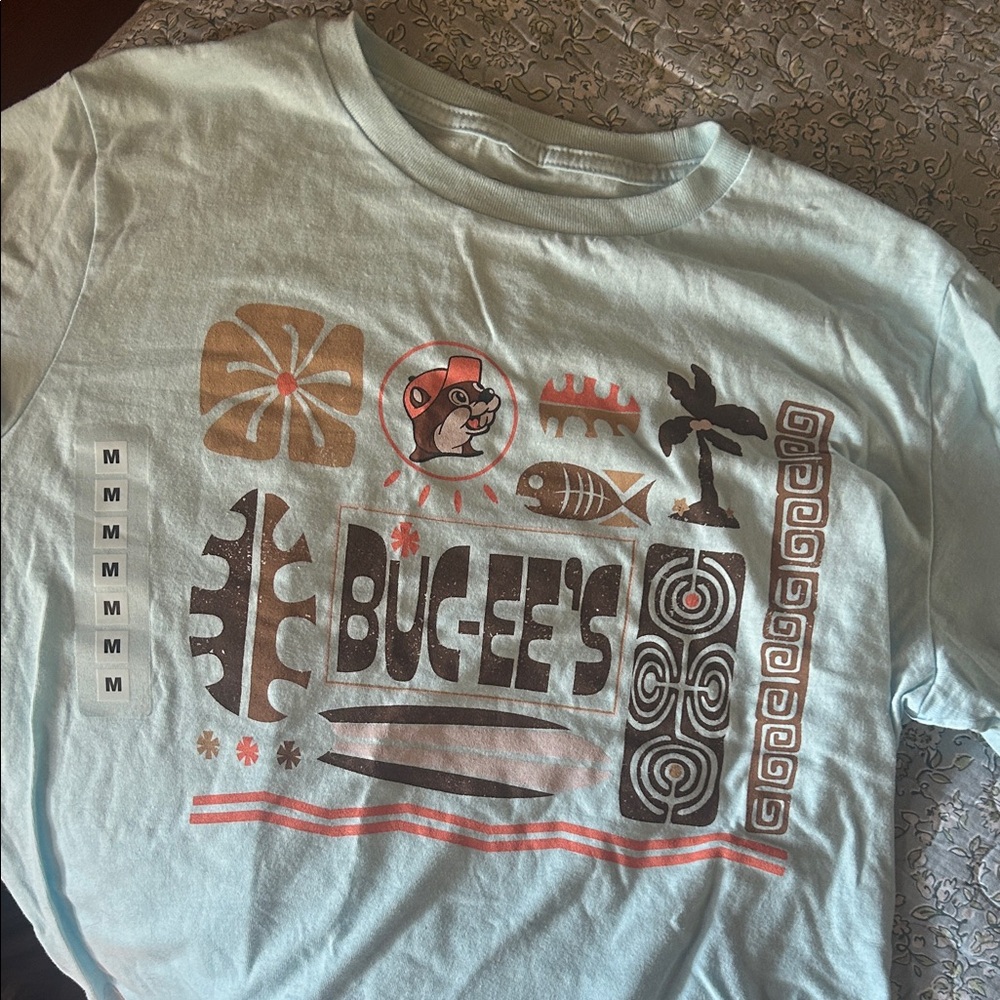 NWT Buc-ee’s Women’s Graphic T-Shirt - Light Blue